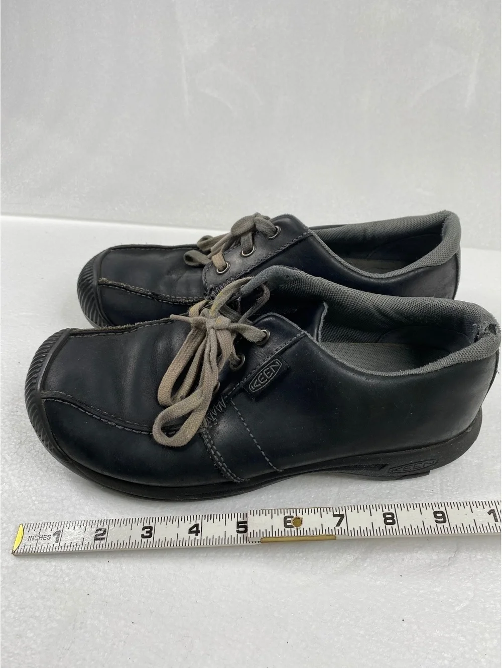 KEEN black leather casual oxford shoes size 7.5